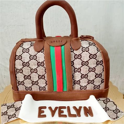 torta borsa gucci|black gucci bag cake.